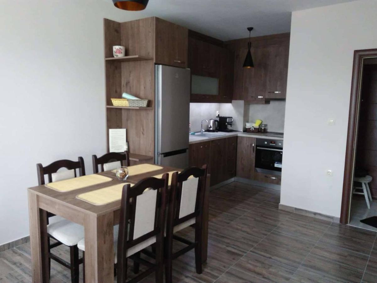Nev Apart New Velingrad Buitenkant foto